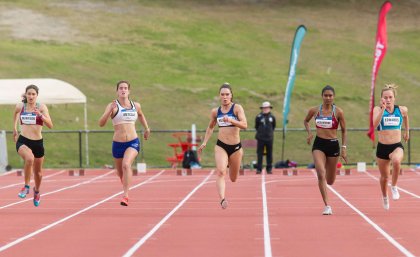 Tiana Morrison and Sachin Godamunne compete for UQ in Athletics at 2018 UniSport Nationals Div 1 (Image: UniSport Australia)
